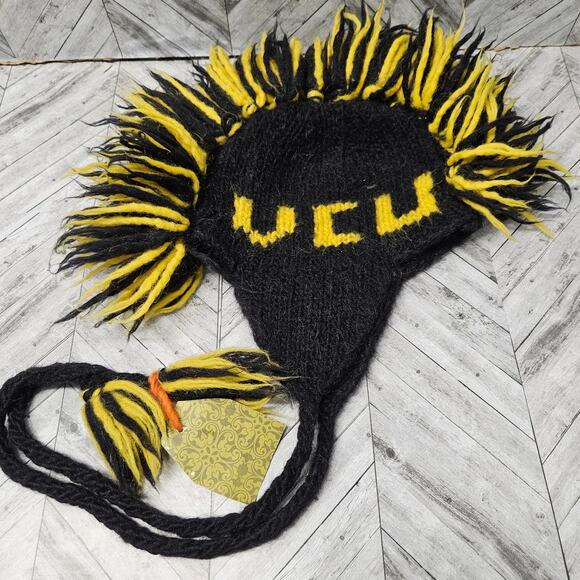 VCU Virginia Beanie Hand Knit Mohawk Tassel Wool Blend College - Picture 1 of 6